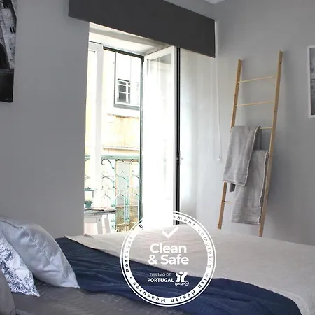 Window To I Apartment Lissabon